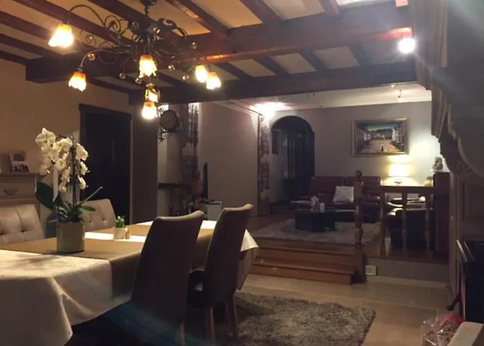 Bed & Breakfast Decoster 4*